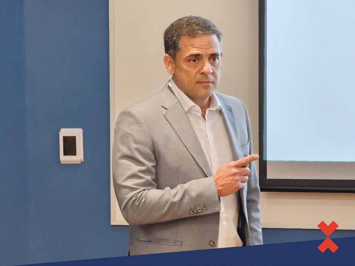 sltcaucho's tweet image. 🎙 Hoy también disertaron en #JornadasCaucho y #JornadasReciclaje 👇

🇵🇪 Raúl Macher 
🇦🇷 Rodrigo Beltrán
🇪🇨 Jacinto Monserrate de @SeginusEc y @sambito_ec 

💪 ¡Seguimos con más conferencias en vivo!