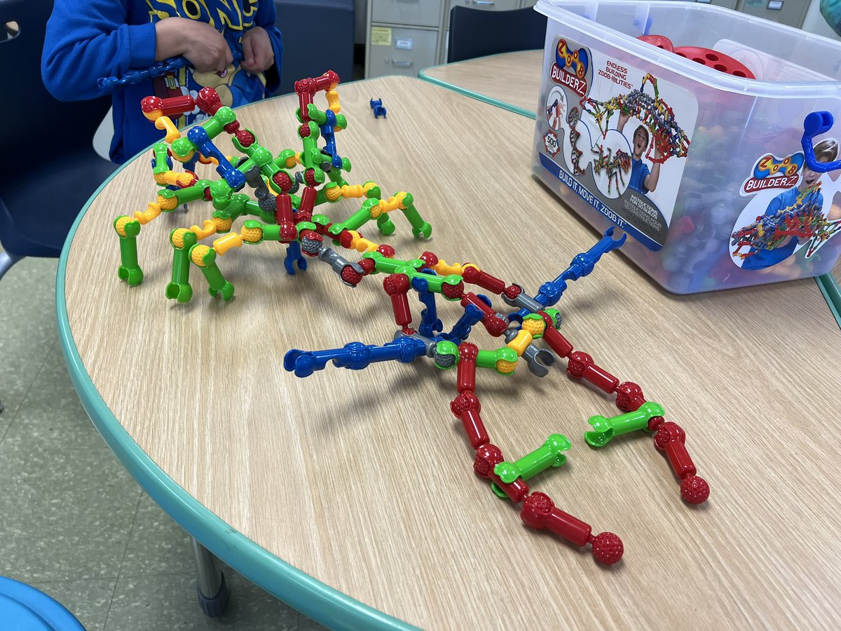 FCSDSPARKLab's tweet photo. There was an insect invasion in the @NSFairport SPARK Lab- Zoob insects that is! After learning about the different parts of an insect, students used Zoob Builderz to build an insect with a partner. Take a look at these innovative designs! 🦟🦗🐜🐞🪲 @FCSDtweets https://t.co/VwlBGfcxc6