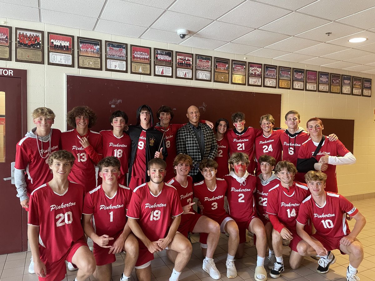 Mr. Perez is ready for Mack Plaque weekend! Read about the weekend's events and other campus happenings in this week's blog! #TogetherWeArePinkerton 

pinkertonacademy.org/about/associat…
Link in IG bio