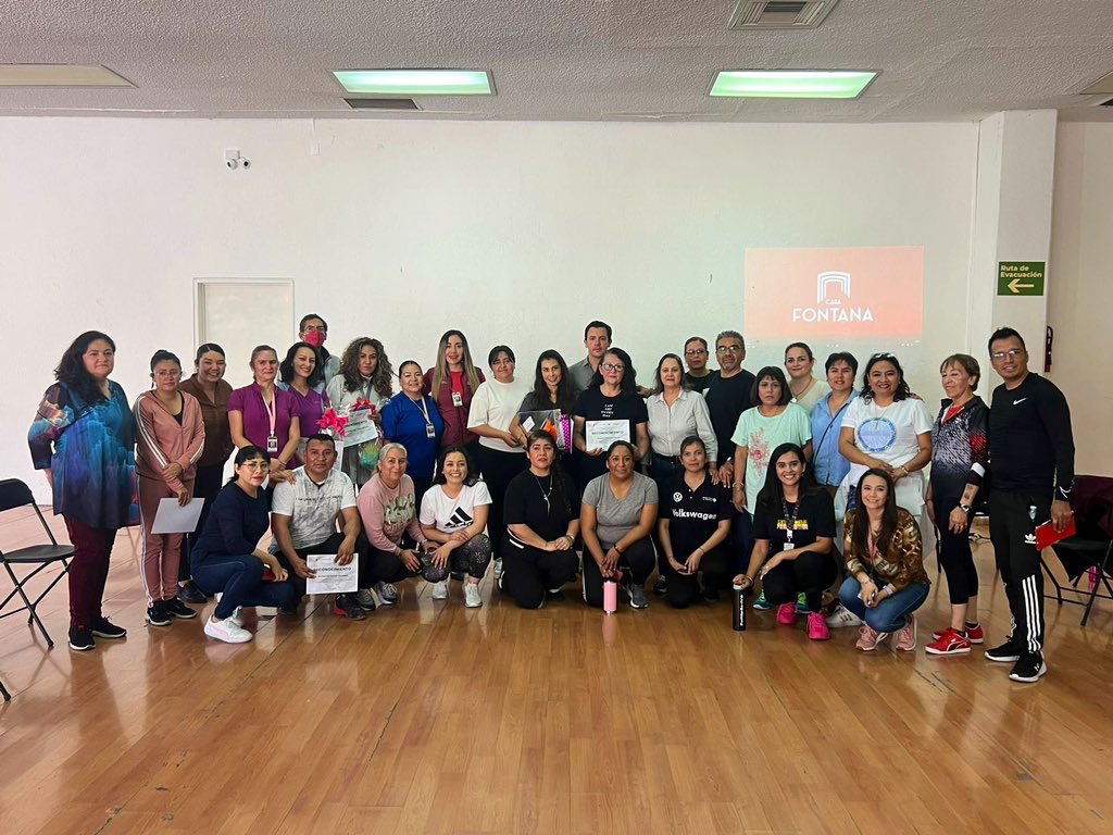 PlaneacionHgo's tweet photo. En seguimiento al programa #EstilosSaludables2023, el equipo de la #UPLAPH participó en la activación física a cargo del Lic. Víctor Manuel García del Centro Cultural Casa Fontana, a través de la coordinadora, Brenda García. https://t.co/eqfSEPKrOD