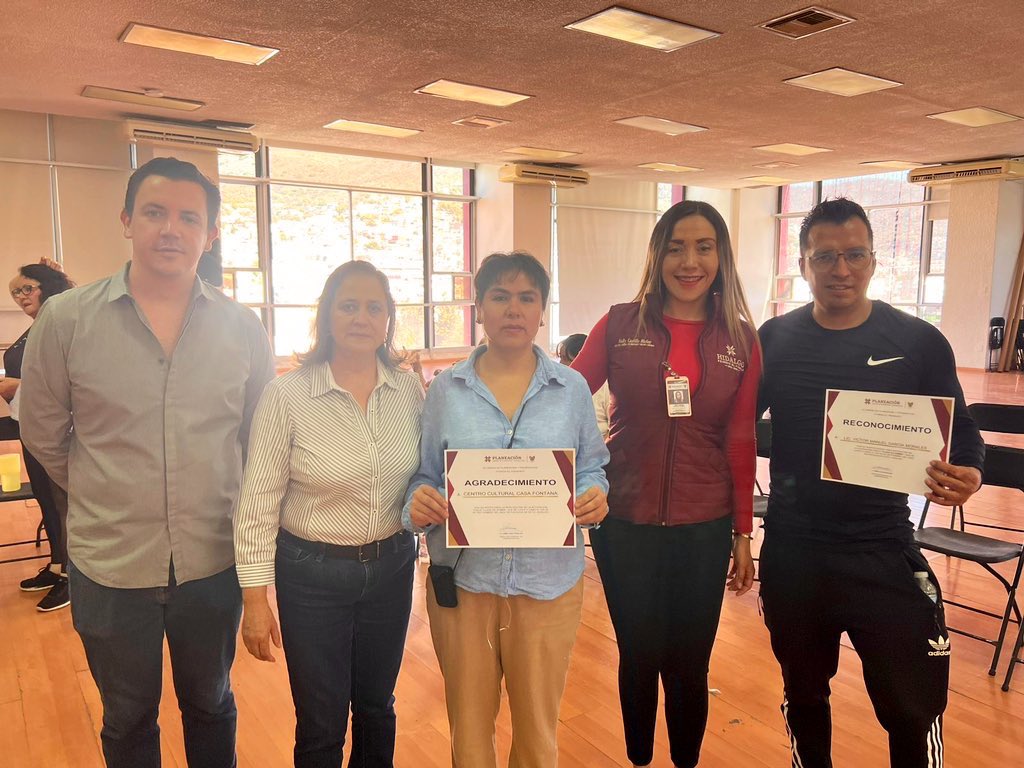 PlaneacionHgo's tweet photo. En seguimiento al programa #EstilosSaludables2023, el equipo de la #UPLAPH participó en la activación física a cargo del Lic. Víctor Manuel García del Centro Cultural Casa Fontana, a través de la coordinadora, Brenda García. https://t.co/eqfSEPKrOD