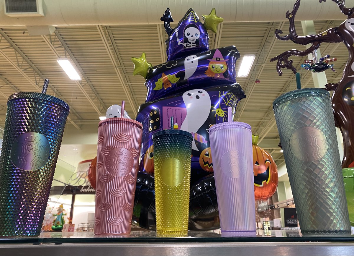It's Fall at Starbucks! Stop by now and grab a new cup along with your Pumpkin Spice Latte.

It's the perfect combo to spice up your day!