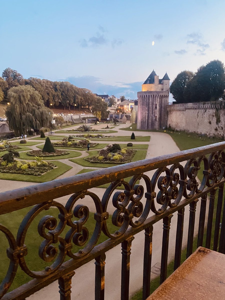 FIN #assises #vannes