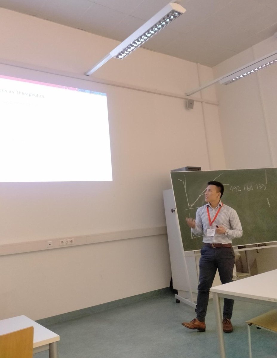 Dr_YKTham's tweet photo. What an awesome 2 days of deep diving into plasmalogen research! The Metabolomics lab was well represented with @sudip_bcmb @YSchooneveldt &amp; myself, where I presented on the work done with @ProfJRMcMullen @Teleah_Belkin https://t.co/JzJsyr0rKD
