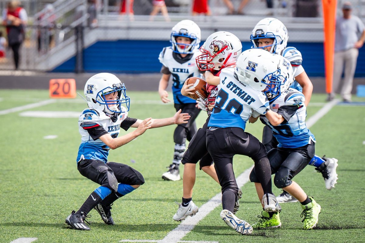 320Photography's tweet photo. Friday Football Foto of the Week!

This picture is super special because it's the moment a Wee Buc made his FIRST EVER tackle!!! 

Congrats J. Stewart! Here's to many more tackles in your future! https://t.co/jVuTwY2gZU