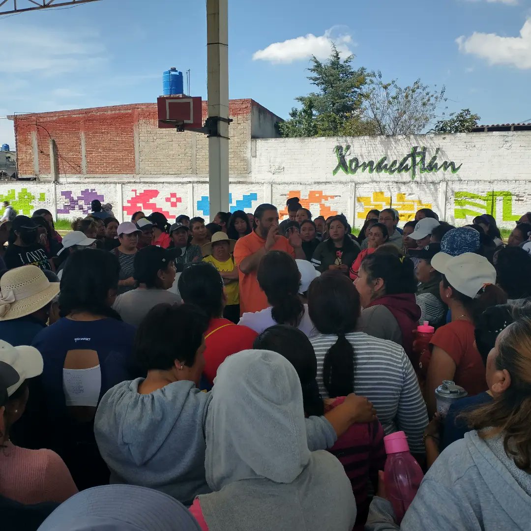 interteban's tweet photo. En el #Distrito4 mis amigas #Delmacistas siempre muy activas, platicamos con ellas y atendimos dudas, ahora nos tocó visitar el bello Municipio de #Xonacatlan tierra donde se elabora el Peluche.

Que tengan un excelente viernes y fin de semana!! Bendiciones 😇🙏🤟 https://t.co/mbeI3t7QIZ