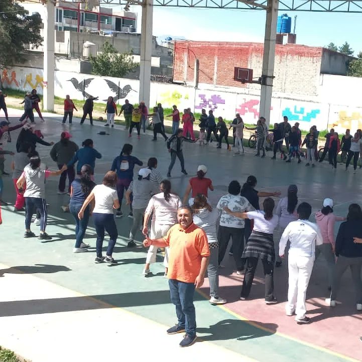 interteban's tweet photo. En el #Distrito4 mis amigas #Delmacistas siempre muy activas, platicamos con ellas y atendimos dudas, ahora nos tocó visitar el bello Municipio de #Xonacatlan tierra donde se elabora el Peluche.

Que tengan un excelente viernes y fin de semana!! Bendiciones 😇🙏🤟 https://t.co/mbeI3t7QIZ