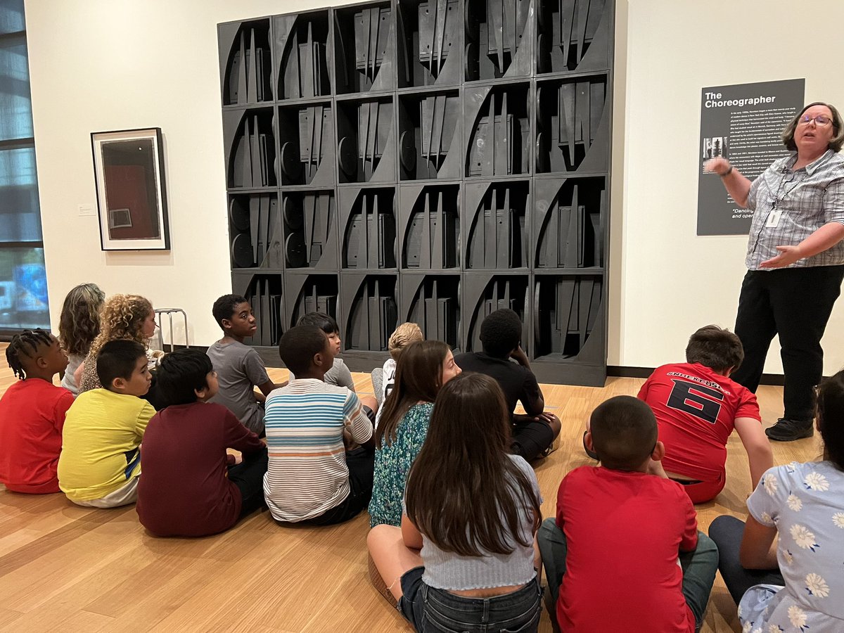 susansamson's tweet photo. We had a great time learning @theamoncarter today.  #WLEwildcats #artiscooltoo https://t.co/TaGoyYYLYC