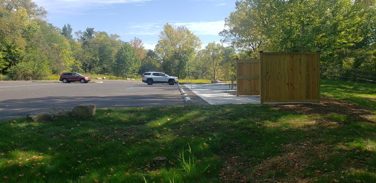 cameron_rodman's tweet photo. Great job team! #dougdecker #michaelroth #ScottStarlingNatureSanctuary improvements nearing completion. Increased parking to 40 stalls, space for trail head &amp; picnic improvements, portalet, and controlled access. Protected mature trees and introduced stormwater BMPs. @Shrewsusa https://t.co/UvmrOAoufL