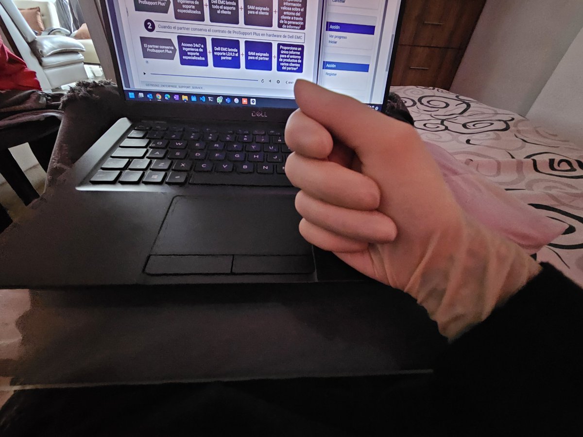 surgicalgl2's tweet photo. Trabaaajo muy duro cooomun esclavo paaaguenme dinero 😅😅😅#fetish #gloves #surgicalgloves  #gloveslatex #sterilegloves #fetishgloves #size6 #sizeXS https://t.co/A0qwVC5io9