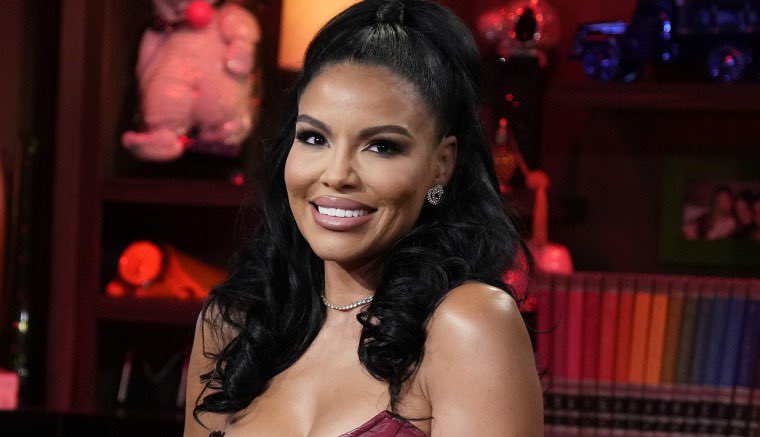 itss_steph_'s tweet image. Well yes 🤍