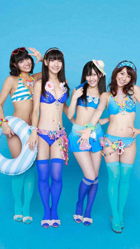 haksandmake's tweet photo. やっぱりニーハイだわ https://t.co/dmLDAKx3UY