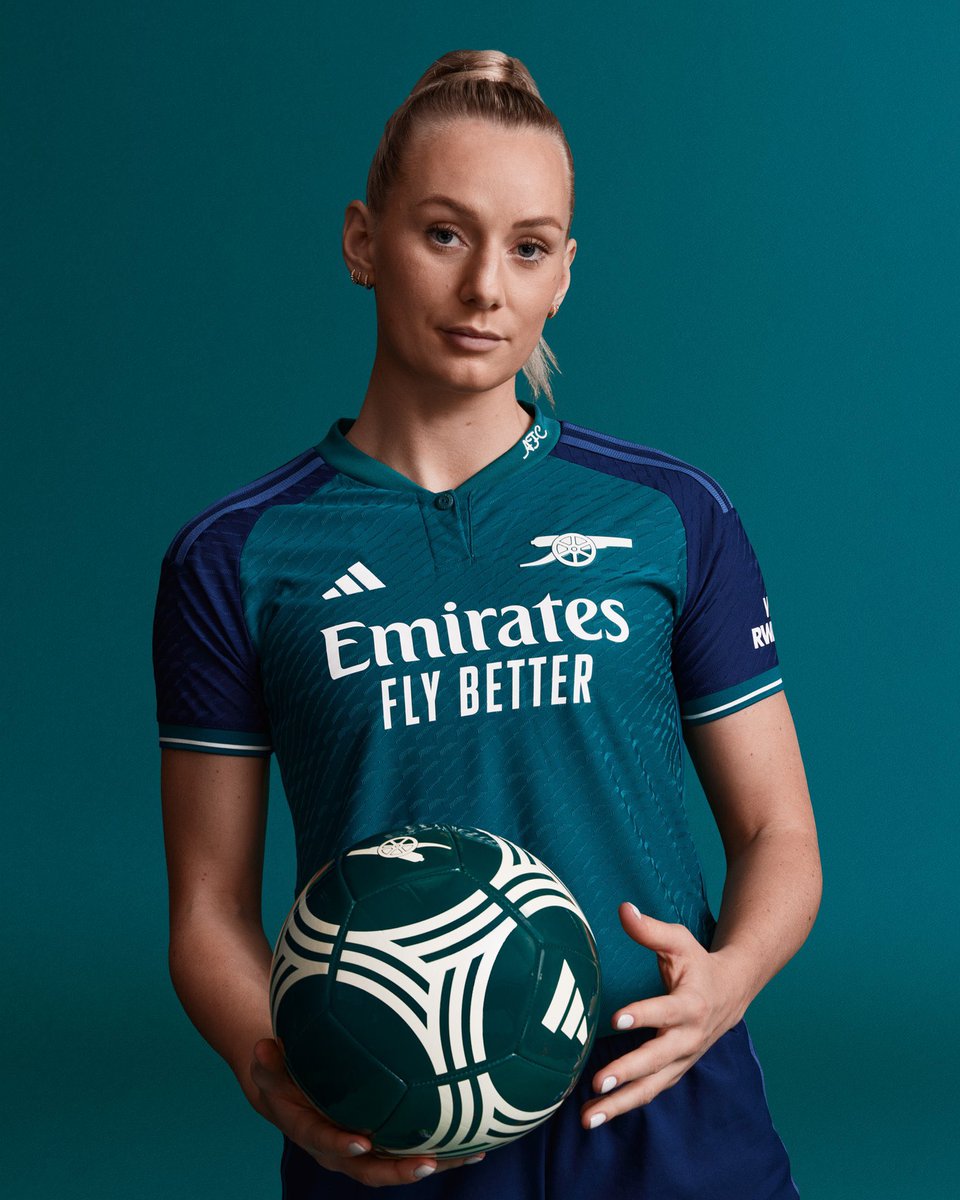 The Red & White AWFC tweet media