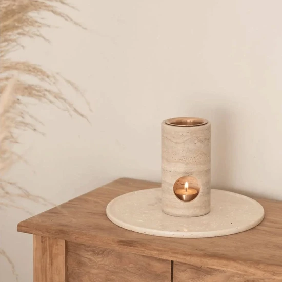 ahdeart.co.uk/designed-candl… #romancandle
#aromaticcandle
#essentialseoilcandle
#naturalcandle
#handmadecandle
#luxurycandle
#homedecor
#scentedcandle
#gift
#selfcare
#relaxation
#wellbeing
