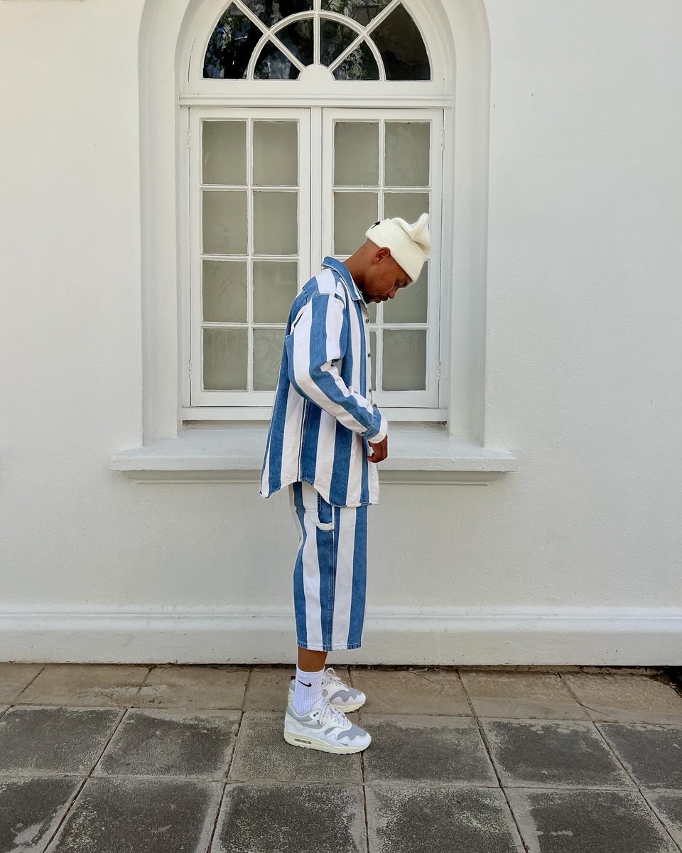 its_bafreckles's tweet photo. I’m a dad with the fits , ima son you https://t.co/YVFwcC2ltu