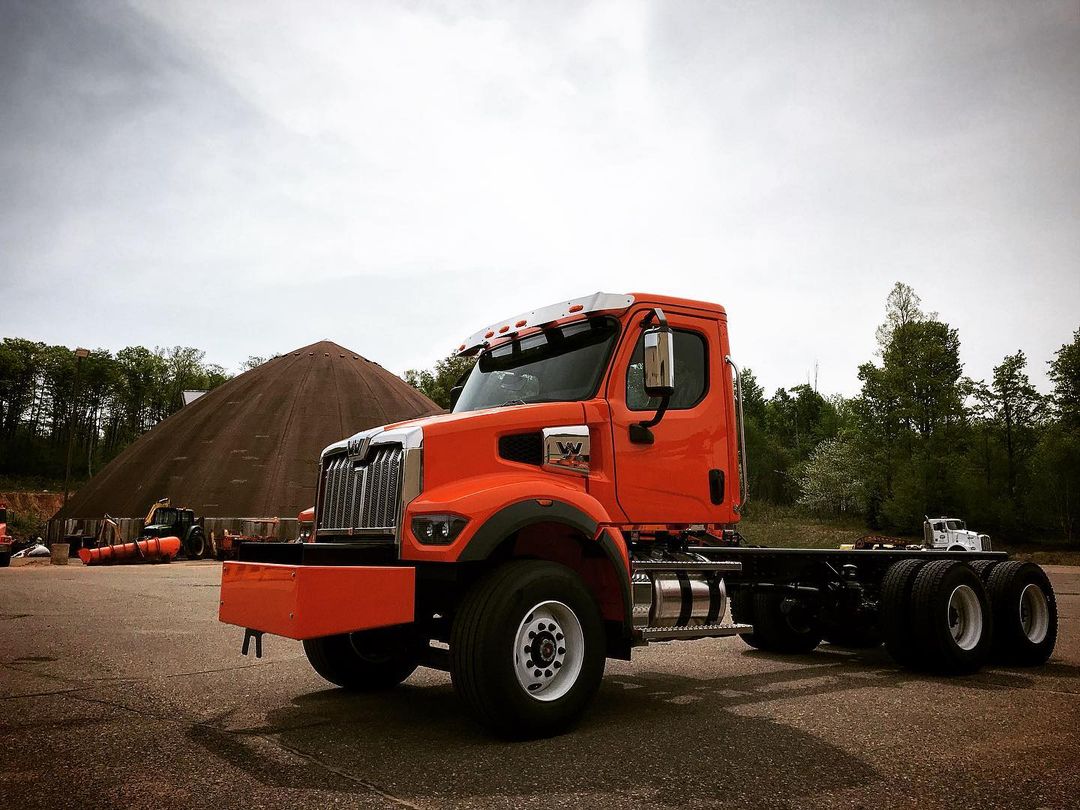 WstrnStarTrucks tweet picture