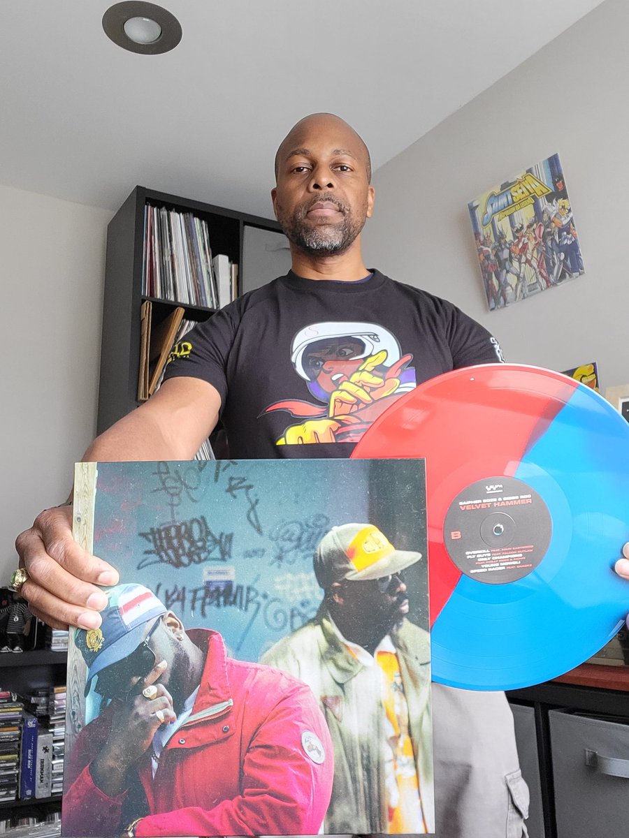 jubei208's tweet photo. 🫡 @SaipherSoze @SibbsRoc @GoldEraMusic @SlangHugh @mcdjfinn @ProDillinger @DISSBBM @FALCON_OUTLAW @PhillyRegs #RICHIE416 @ReallySnackz @647wavegod
#VELVETHAMMER #ALBUM #SAIPHERSOZE #SIBBSROC #GOLDERAMUSIC #SPEEDRACER #VINYL #TSHIRT #WAVGODMUSIC #FUTUREWAVE #TORONTO #WIKIHHDG https://t.co/ncXQfF2gRd