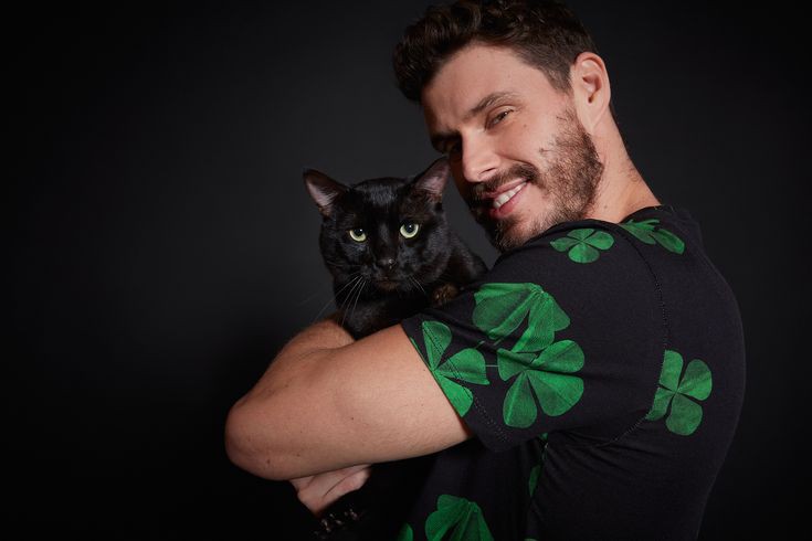 portalbrunor1's tweet photo. Atenção, vôleifã!

Estamos enfrentando uma onda de calor imensa no Brasil, e isso não afeta apenas as pessoas, mas também os animais que vivem nas ruas. 

Coloquem recipientes com água fresca nas ruas para os animais abandonados. Um simples gesto, podemos ajudar eles também. 🙏🏻 https://t.co/5ZFEbEXAbS