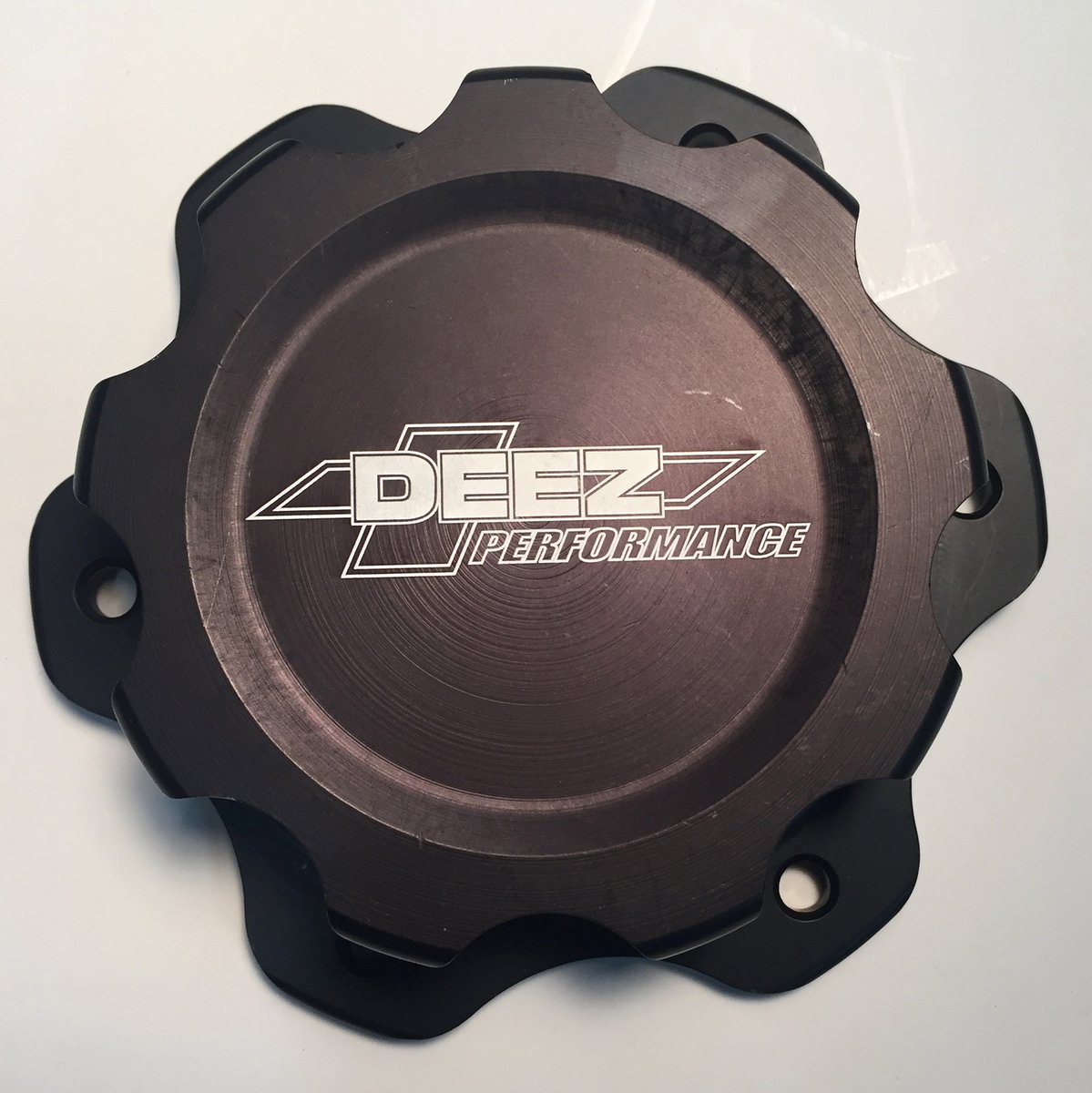 DEEZPerformance's tweet image. DEEZ  Performance 6-Bolt Fuel Cell Caps &amp;amp; Bungs, available black, red  &amp;amp; blue. Make refueling the race car easier. shop now!- deezperformance.com/catalog/produc…
