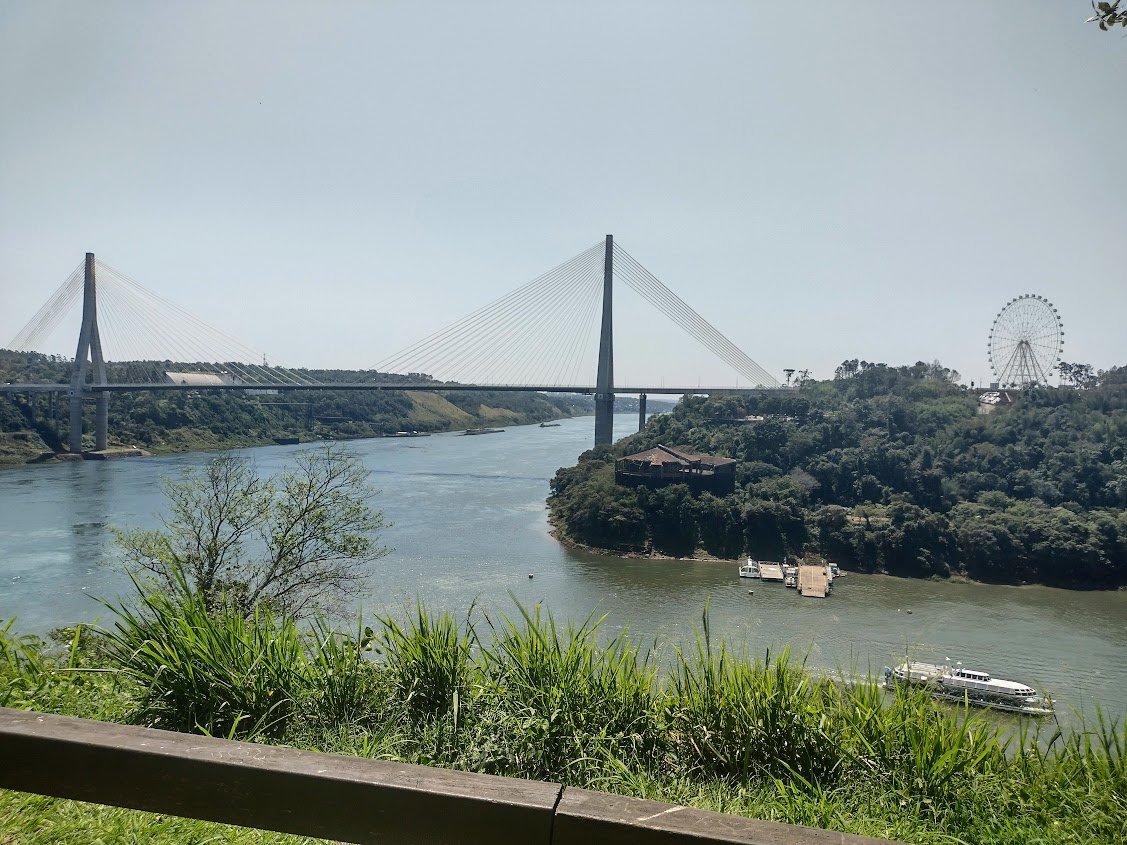 _gesanchez's tweet photo. Finally made it to the #triborder area! Thinking of all the conversations about #SouthAmerica with @LeizaBrumat --and trying to figure out what a ferris wheel tells us about borders.
#PuertoIguazu
#LaTriple https://t.co/ptFUsrAY6v