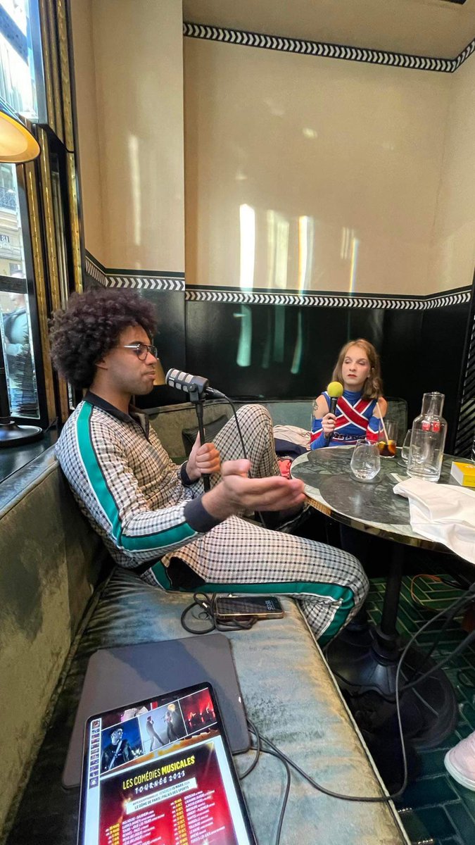 lesrois_etc's tweet photo. Ah au fait : bientôt un épisode, et on a interviewé notre roi lion préféré et notre boss des comédies musicales, stay tuned ! https://t.co/oHGBAtD5L0