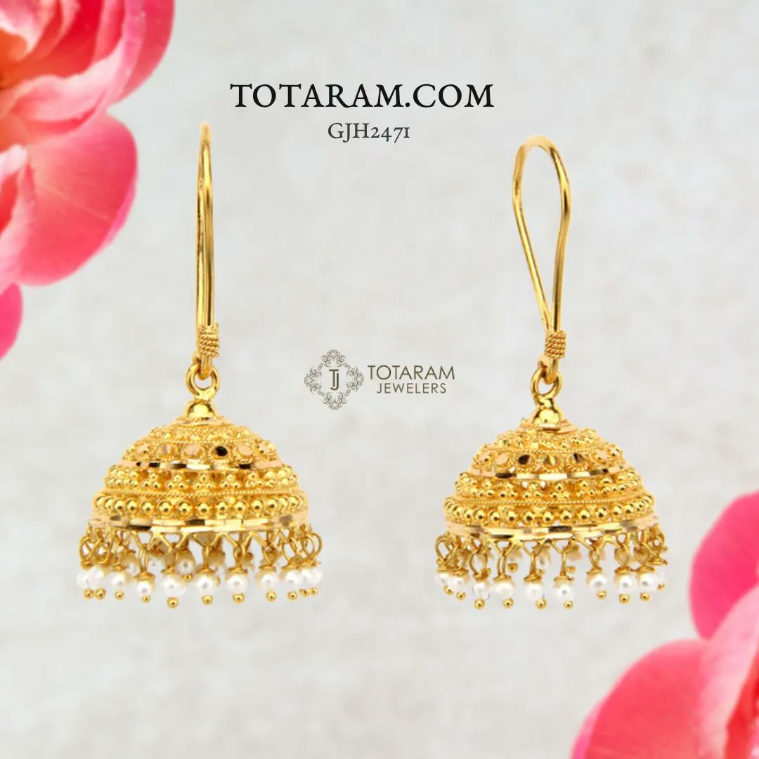 The Allure Of Indian Gold Jhumka Earrings: An Epitome Of Beauty
totaram.com/education/indi… 

#styleblog #indianblog #fashionblog #trending #trendyjewelry #jhumkas #earrings #22k #gold #indian #southindian #traditional #fashion #jewelry