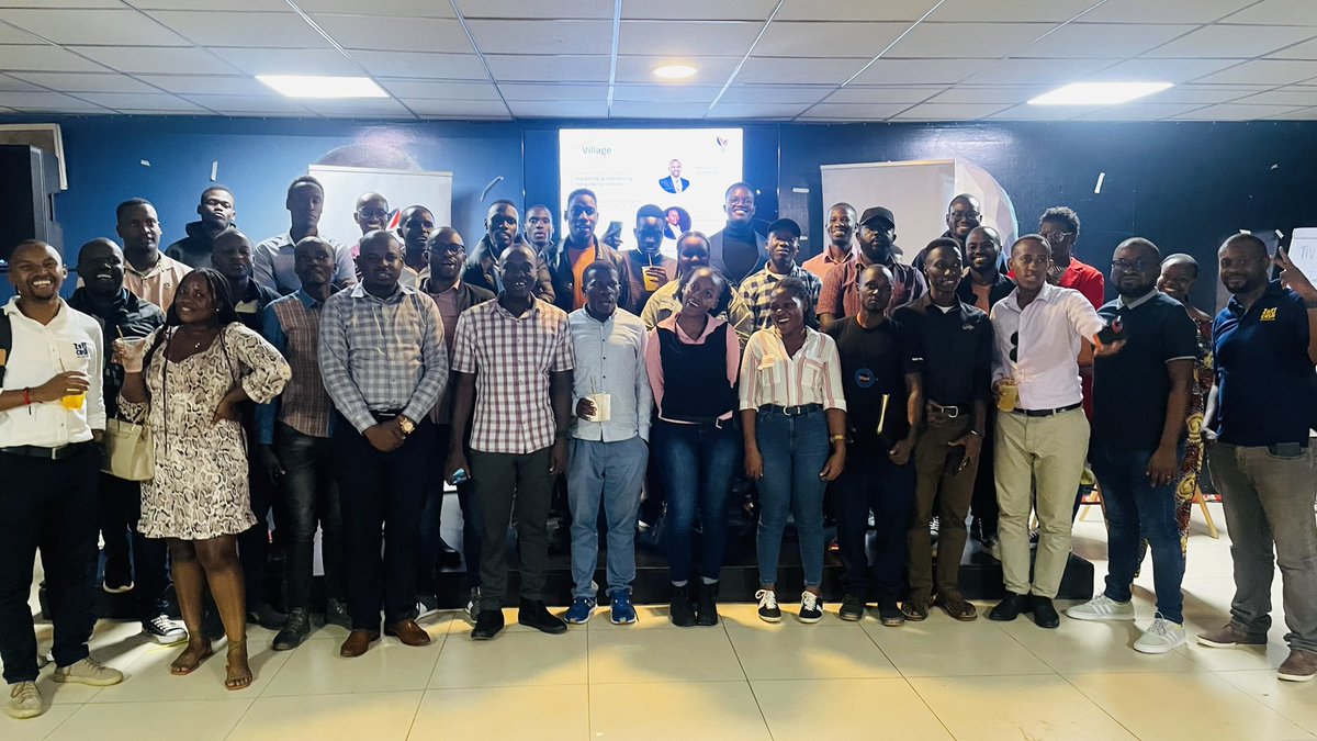 YoweriNabimanya's tweet photo. 3 takeaways from my conversation with Michael;
•It takes a community to raise a business. One is too small a number to achieve greatness.
•If you can do away with the monthly dose of opium (salary), you can become an entrepreneur.
•Build towards sustainability, don’t be… https://t.co/IicF77p7ZW