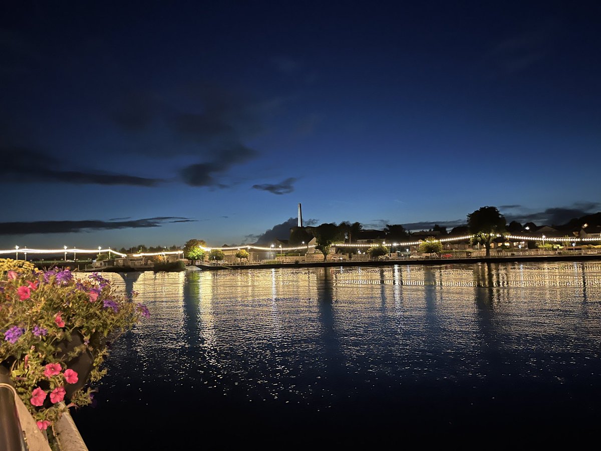 Laura Little tweet media