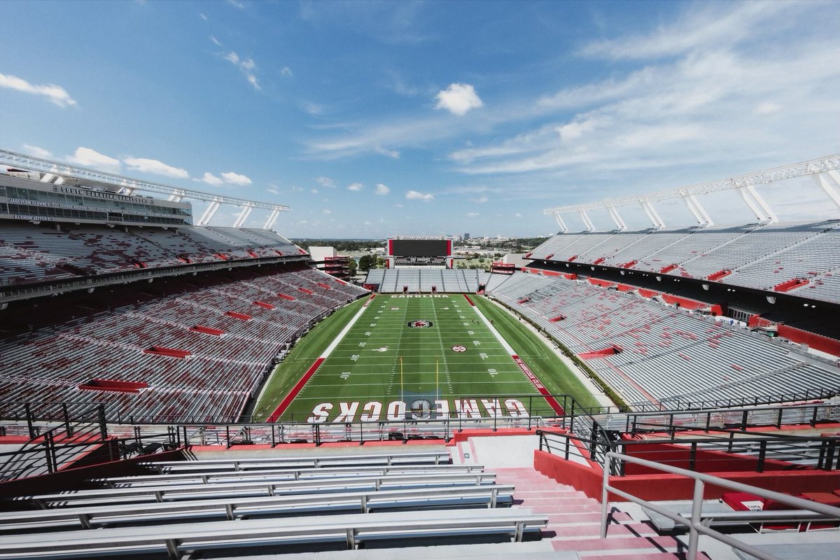 GamecockFB's tweet photo. See you soon, Gamecock Nation 🤙 https://t.co/QQfXVT4GWR