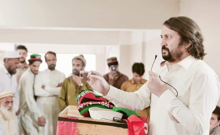 baksher_boto321's tweet photo. سوات : سابقہ امیدوار این اے ٹو پاکستان پیپلز پارٹی  ڈاکٹر امجد علی خان کا تحصیل فتح پور میں شمولیتی تقریب سے خطاب کرتے ہوئے  پیپلز  پارٹی نے الیکشن کی تیاریاں شروع کر دی ہے  🇱🇾
@DrAmjadPPP 
@BBhuttoZardari https://t.co/FDMSo9lZFo