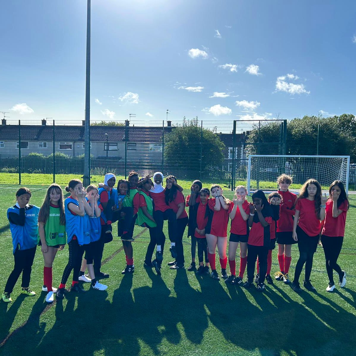 BrisBearsFound's tweet image. Another #ProjectRugby cracker with the Year 7️⃣ girls at @_City_Academy this week! 💥

@WhitehallRFC give us a call! ☎️