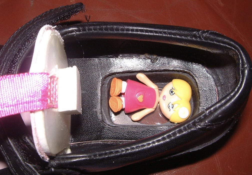 Legal_PR_Pro's tweet photo. @dieworkwear @clarksshoes made girls’ school shoes like this (these might be the Asda version) in the UK years ago with tiny collectable dolls in them. My daughter kept her hopscotch pebbles in them. https://t.co/fCweEEnw4L