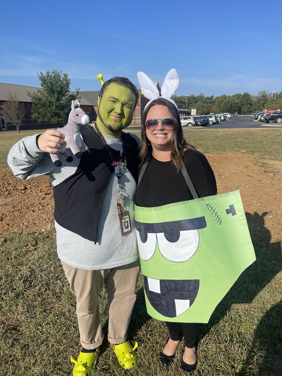 Reading in the Schools Day 2023 
#creepycarrots #creepypairofunderwear
<a href="/SCECardinals/">SCECardinals</a> <a href="/readtosucceed/">Read To Succeed 📚</a>