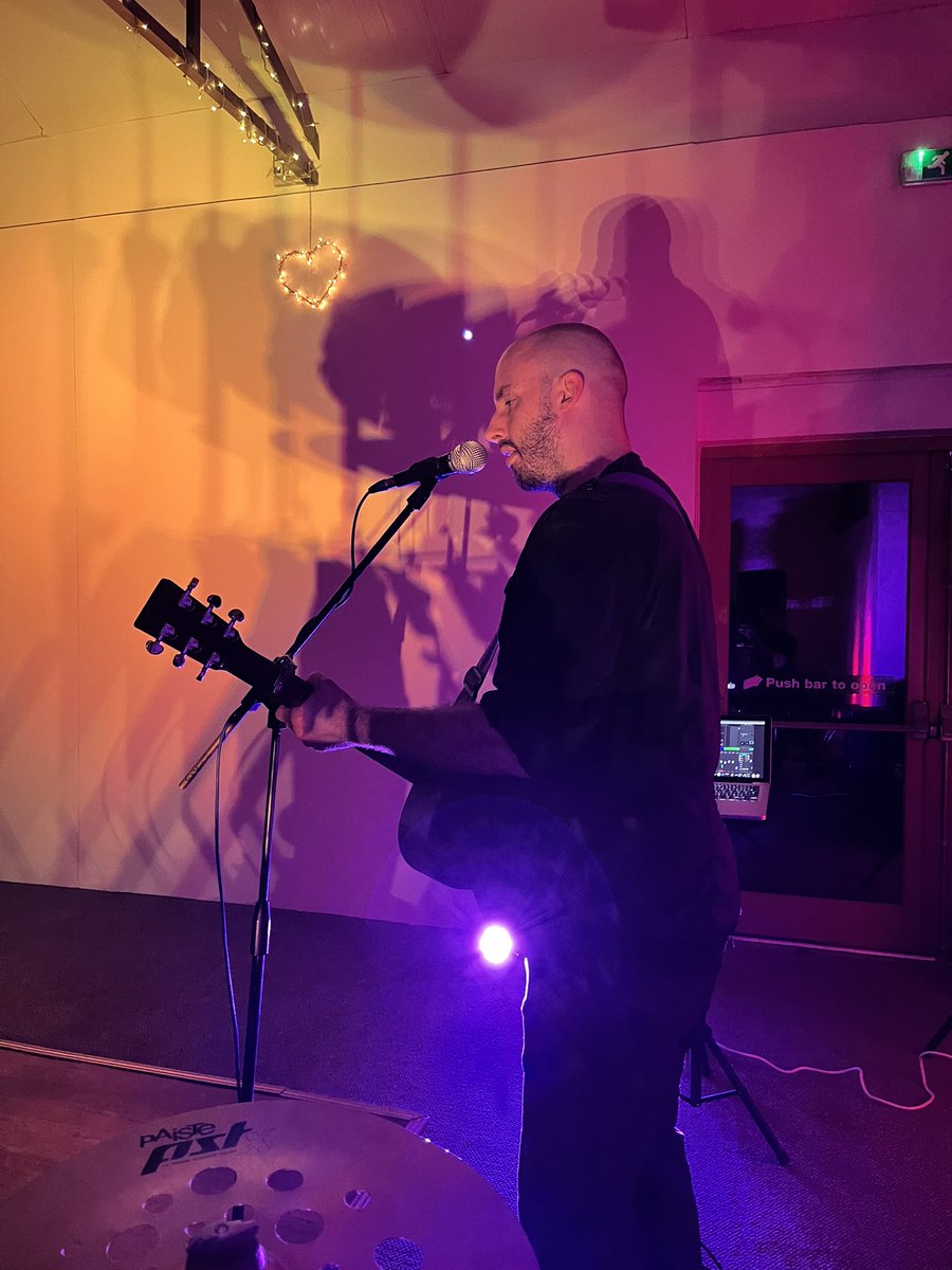 TheSunDogs1's tweet image. Another top gig…
