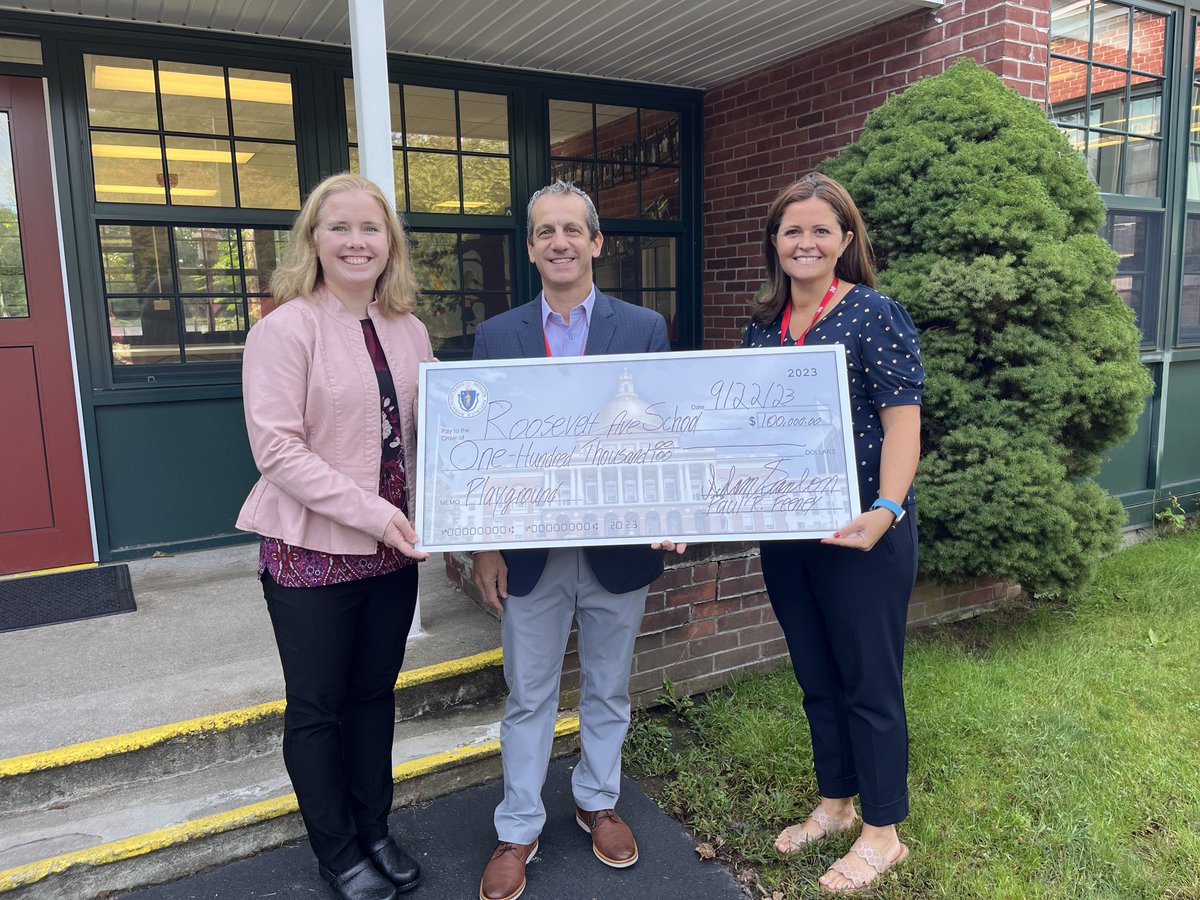 Roosevelt Avenue School accepts a check for $100,000 today from the state of Massachusetts for the new playground. Thank you Senator Feeney and Representative Scanlon !