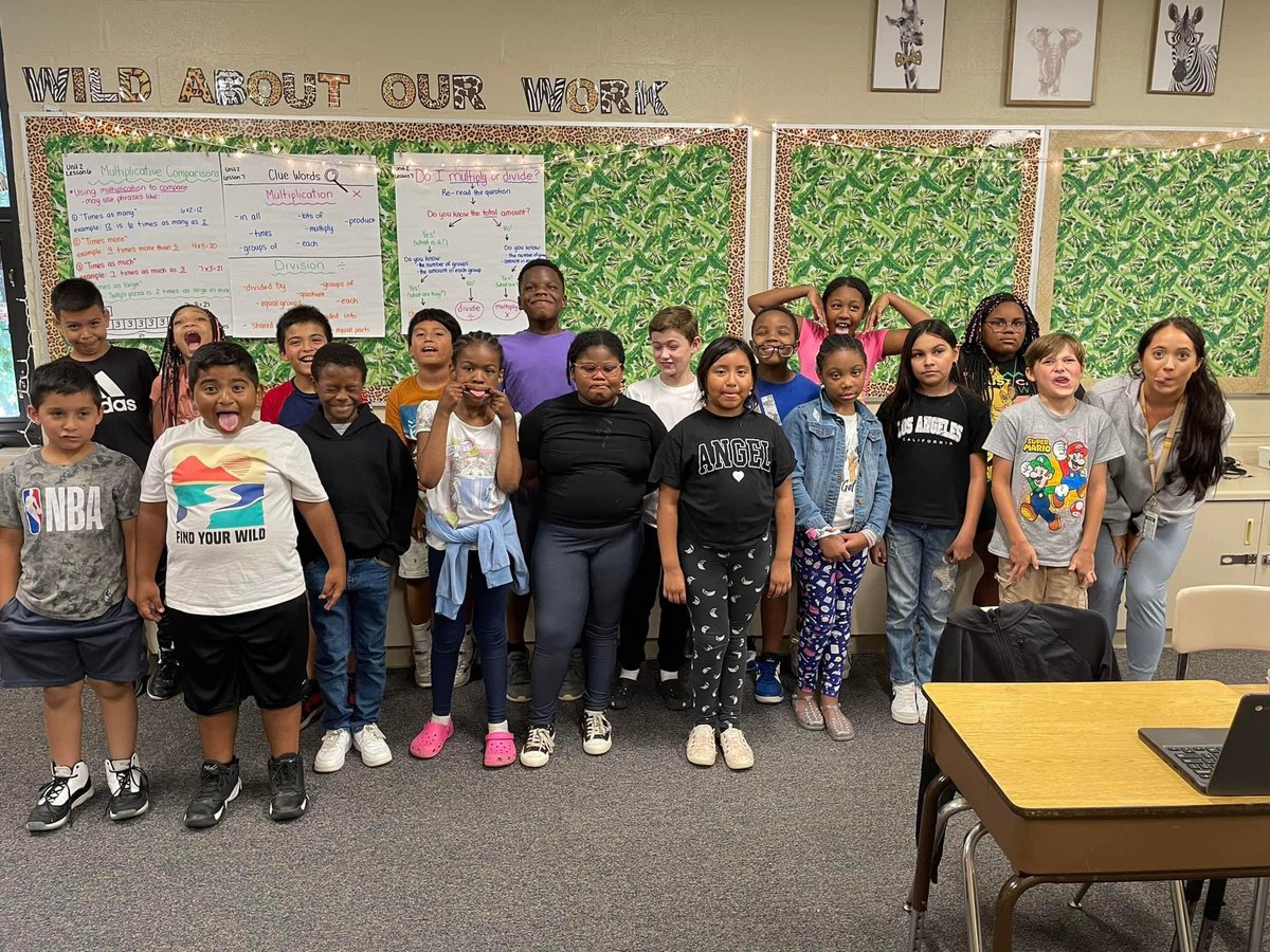 Congratulations to Ms. Anderson’s and Ms. Allison’s classes on having the top attendance for the month of August! We had a PIZZA PARTY!! Thanks to Luca’s Pizza for the food!!