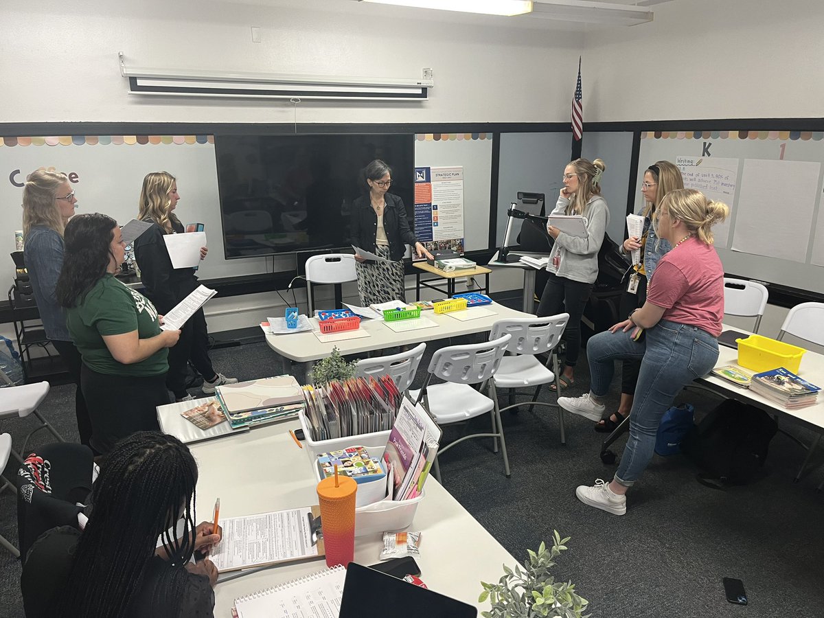 JakeHartley_nkc's tweet photo. Thank you @SundayCummins for building our capacity in Guided Reading! A great start to an exciting journey ahead for @Crestview_NKC teachers and students! #IAmAProblemSolver #ICanDoThis @NKCSchools https://t.co/EqNcb3304b
