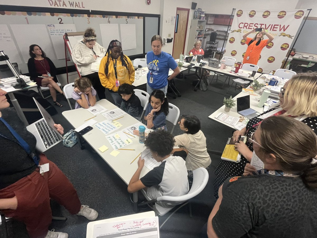 JakeHartley_nkc's tweet photo. Thank you @SundayCummins for building our capacity in Guided Reading! A great start to an exciting journey ahead for @Crestview_NKC teachers and students! #IAmAProblemSolver #ICanDoThis @NKCSchools https://t.co/EqNcb3304b