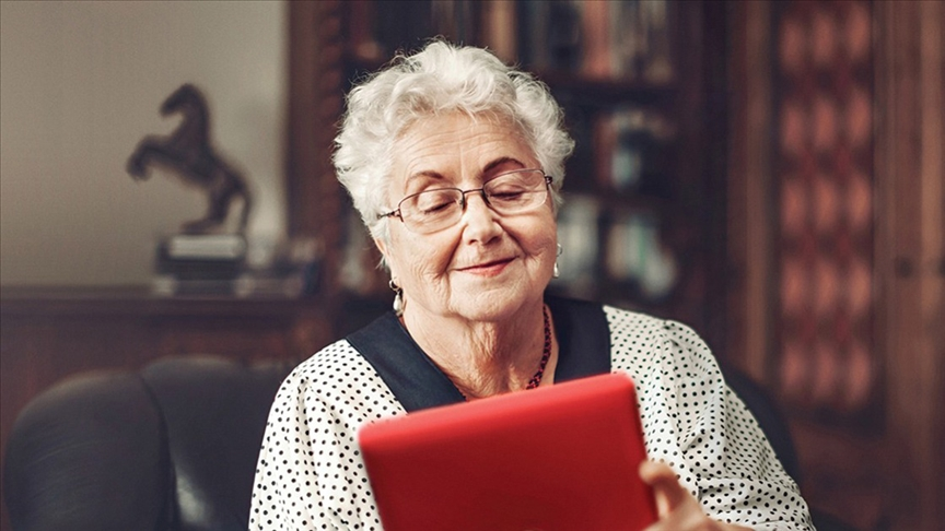 İleri yaştakilerin teknolojiyle sınavı
cumhuriyet.com.tr/bilim-teknoloj…