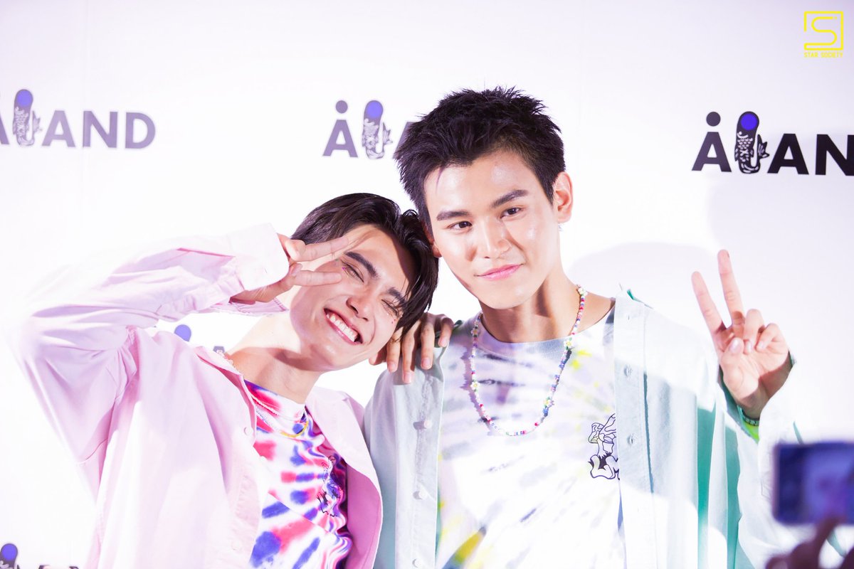 PenSaengda63752's tweet photo. His smile when he's with ja is someting else  🧡💚

#ALANDxjafirst
Jafirst https://t.co/5zjpJpxBv8