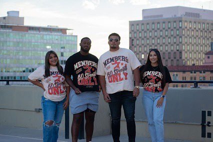 brycesantana46's tweet photo. @BD_Srength Oversized Shirts dropped now for $25!💯💯💯 get your now before they sell out!🔥🔥🔥 all sizez Small through XXL available! Message if interested! https://t.co/uQ47ZDByyR