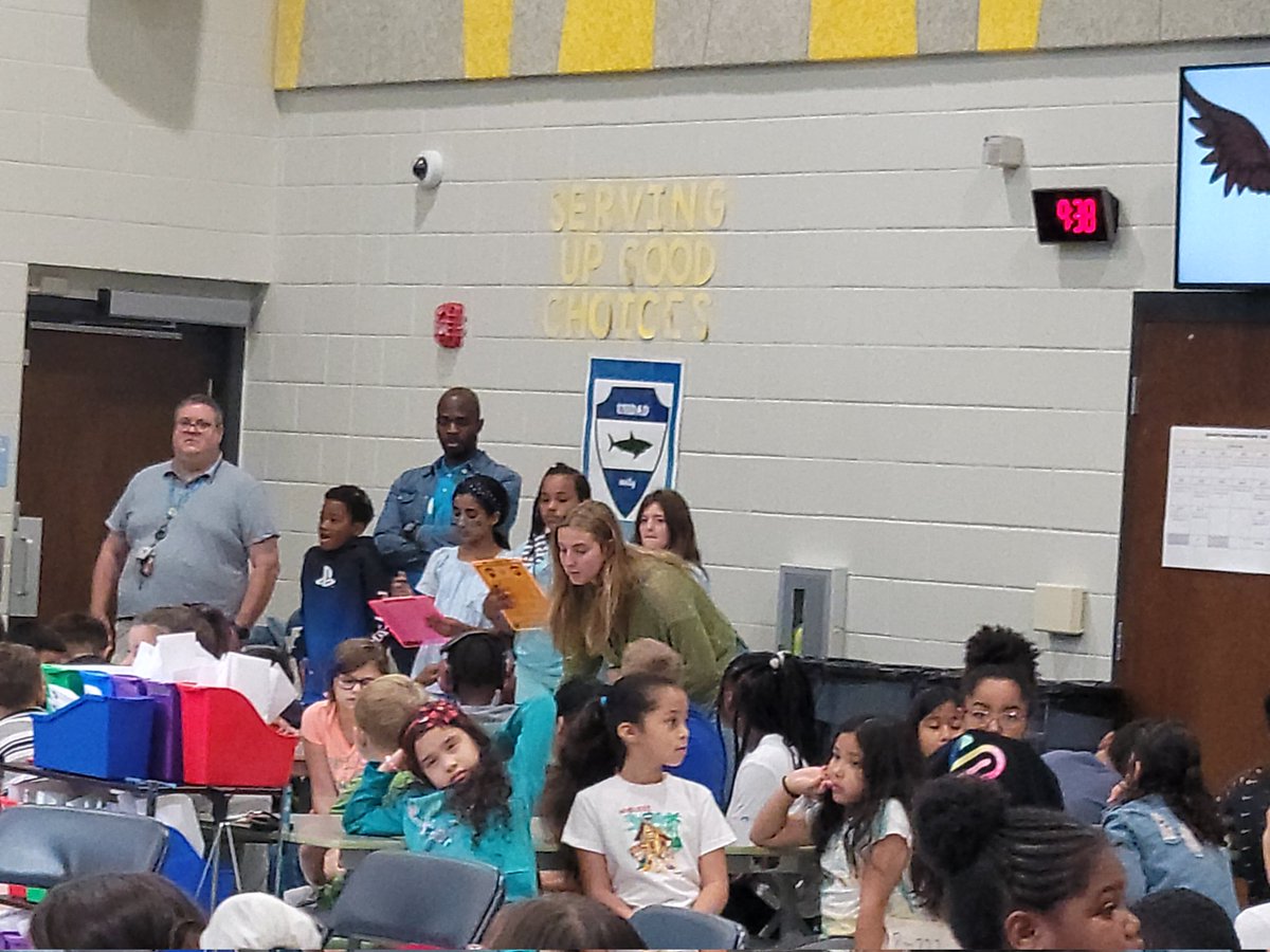 Berkshire_BCPS's tweet photo. Our 3rd, 4th, and 5th graders participated in our House Day Kick-Off! Building and strengthening the community across the school was a success! https://t.co/EceFNpXlxP