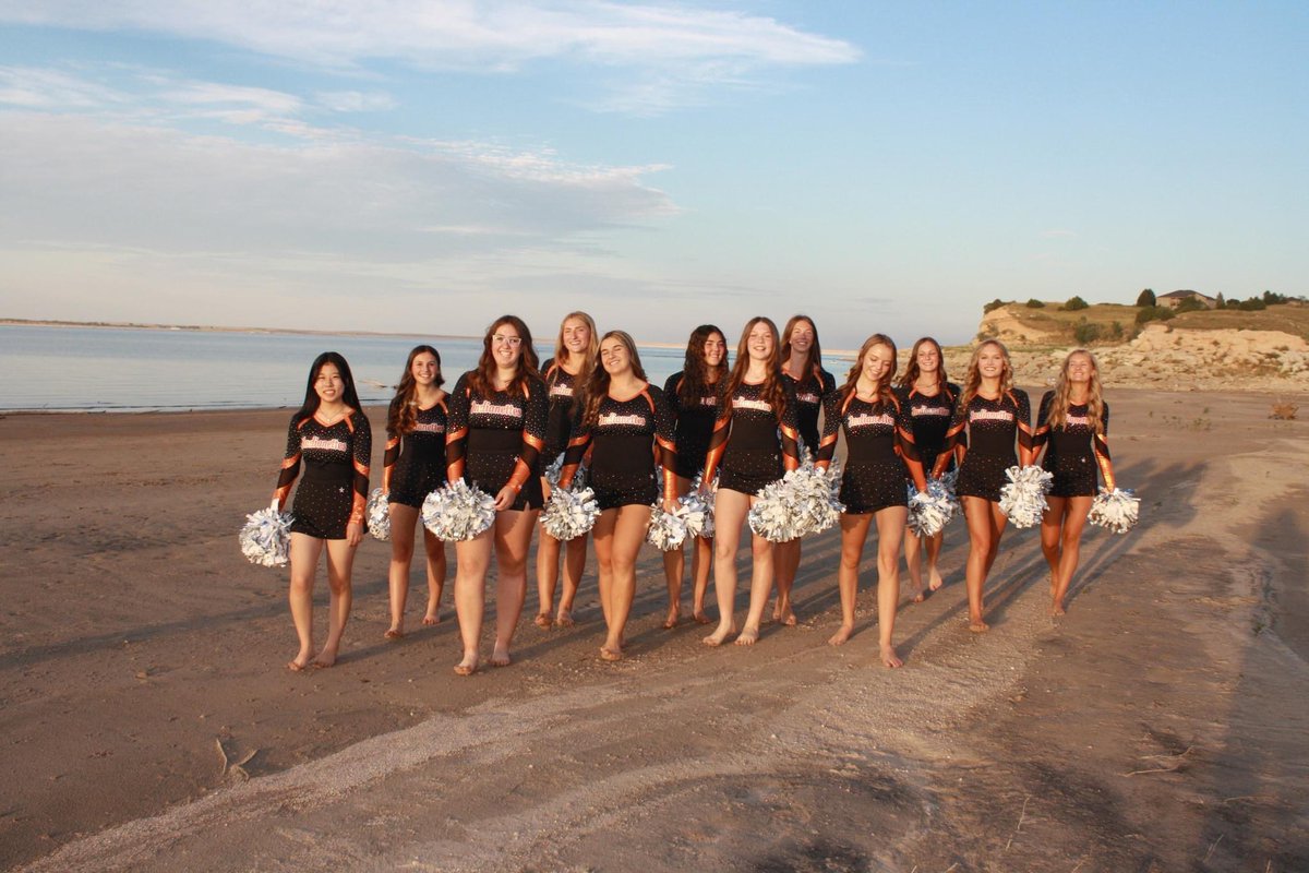 OG_Indianettes's tweet photo. GOODLUCK TO OUR OGALLALA FOOTBALL TEAM AS THEY COMPETE IN ALLIANCE TONIGHT!! 🏈👏
Be ready for us at halftime next week as the Ogallala Football Team takes on McCook🕺🪩   @OgallalaFB 
kickoff @ 7pm https://t.co/4G7RKjgQJI