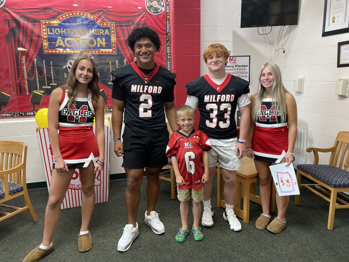 #MLBallstars are wishing Good Luck to our Eagles tonight (especially our HS Mentors) <a href="/Milford_Eagles/">Milford Athletics</a> <a href="/Milford_Schools/">Milford Schools</a> ⭐️🦅♥️