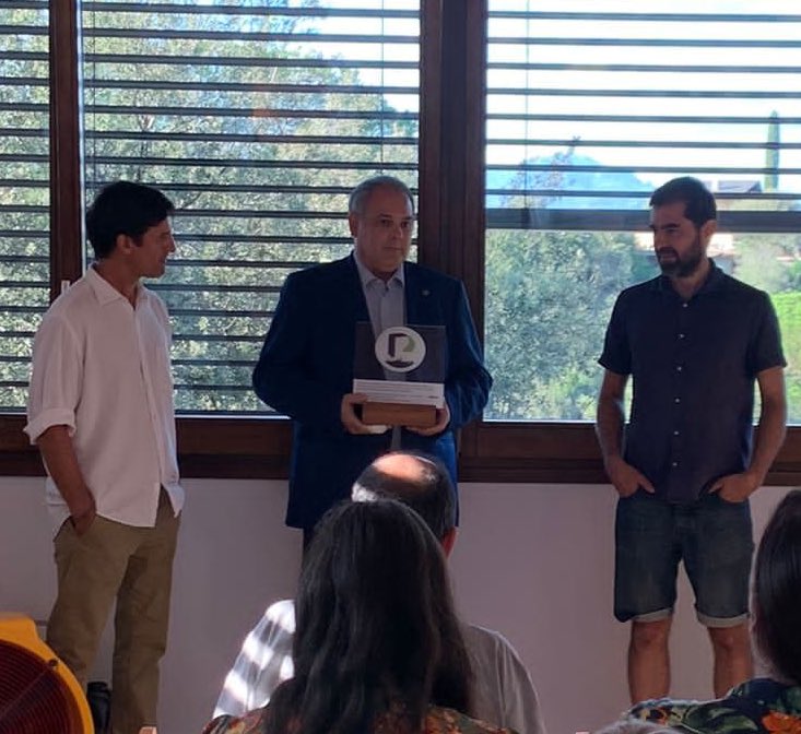 EMDValldoreix's tweet photo. Durant l’acte el president @jjcortesgarcia ha rebut el guardó que acredita #Valldoreix com un dels municipis que compten amb una casa certificada sota l’estàndard Passivhaus https://t.co/CHLmmEK06Z