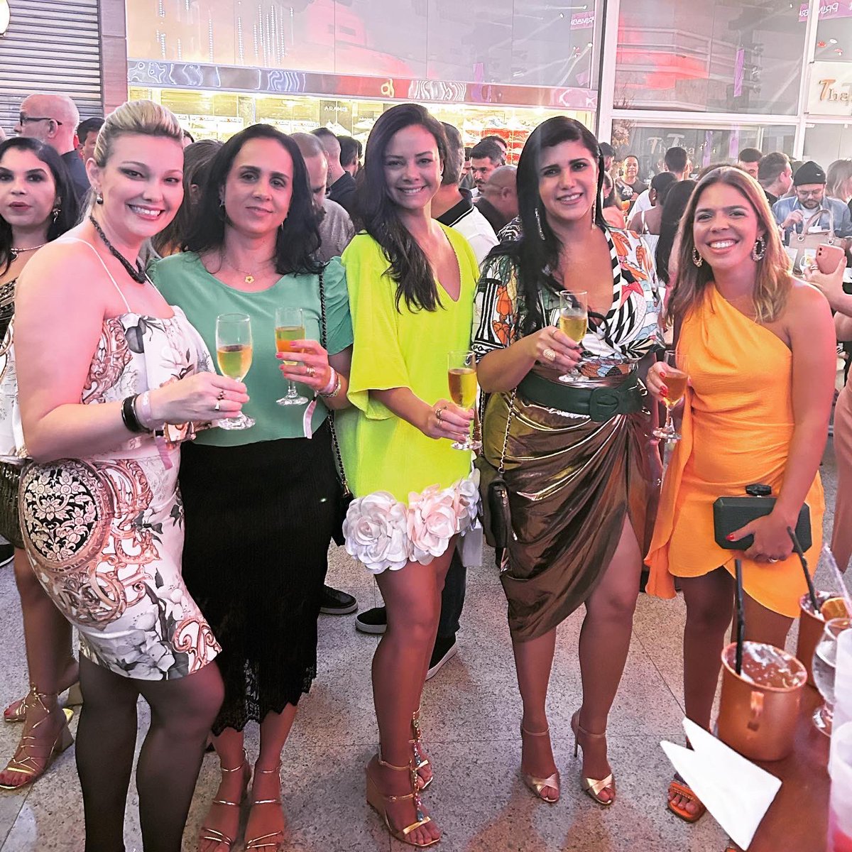 leideq's tweet photo. Evento de Moda do Boulevard Shopping https://t.co/Tx7gY4IuQS
