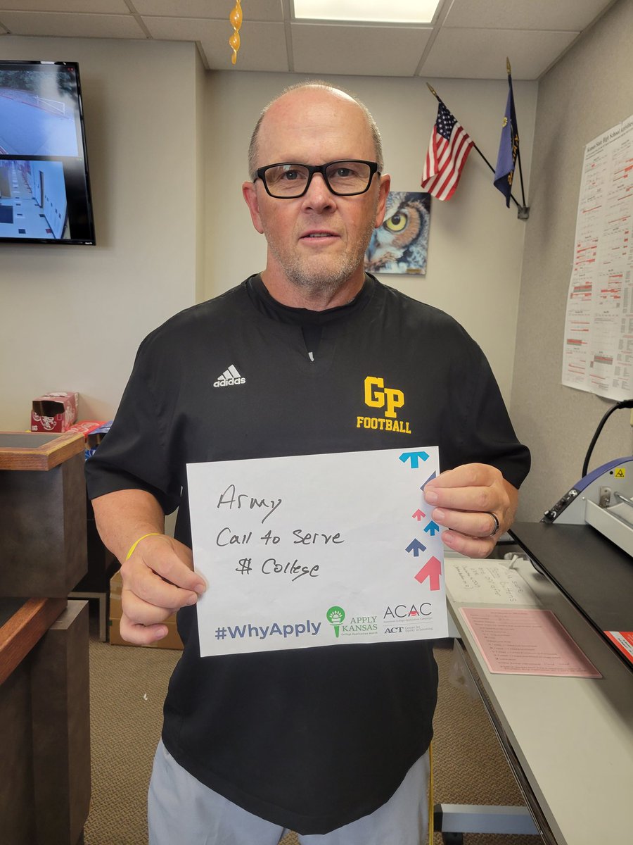 GPHS_Counselor's tweet photo. Some of our #WhyApply from GPHS staff encouraging our students and showing them the importance of continuing education/training after high school. @ApplyKS #WhyApply https://t.co/DgCtNhQxVk