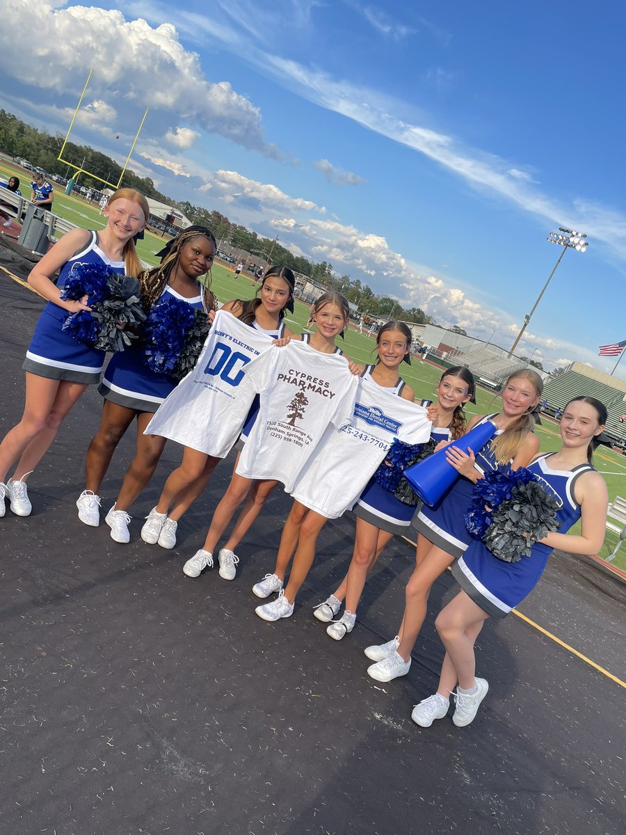 Southside Cheer feels so loved by our sponsors: Bobby’s Electric Inc, Cypress Pharmacy, and Louisiana Dental Center. We are very thankful and blessed to have such awesome throws for our fans! 💙🤍