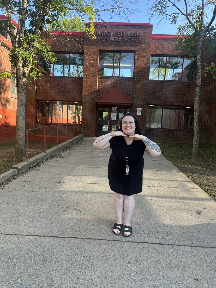 It is officially the end of an era! I am feeling a lot of emotions as I embark on a new journey! 

Starting Monday, I will be the new Child & Youth Care Worker Instructor at @easterncollege 🎉 

My posts may be different, but still the same! Can’t wait to take you along 😊✌️