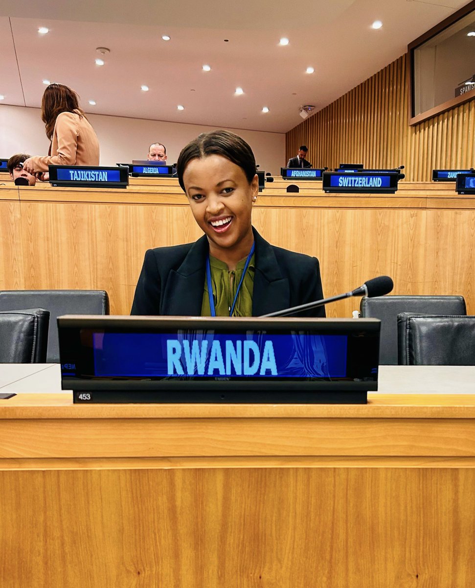 MissRwanda's tweet photo. The next time that you’re tempted to invite a woman in cybersecurity to speak at your event, consider inviting one to speak on her expertise and not about being a woman in the field. 

We’re all paid up on the woman-in-something tax and really want to talk about stuff we love! 😊 https://t.co/jWLIUTT49i